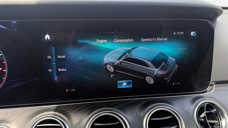Used 2022 Mercedes-Benz E 350 Sedan w/ Driver Assistance Package image 24