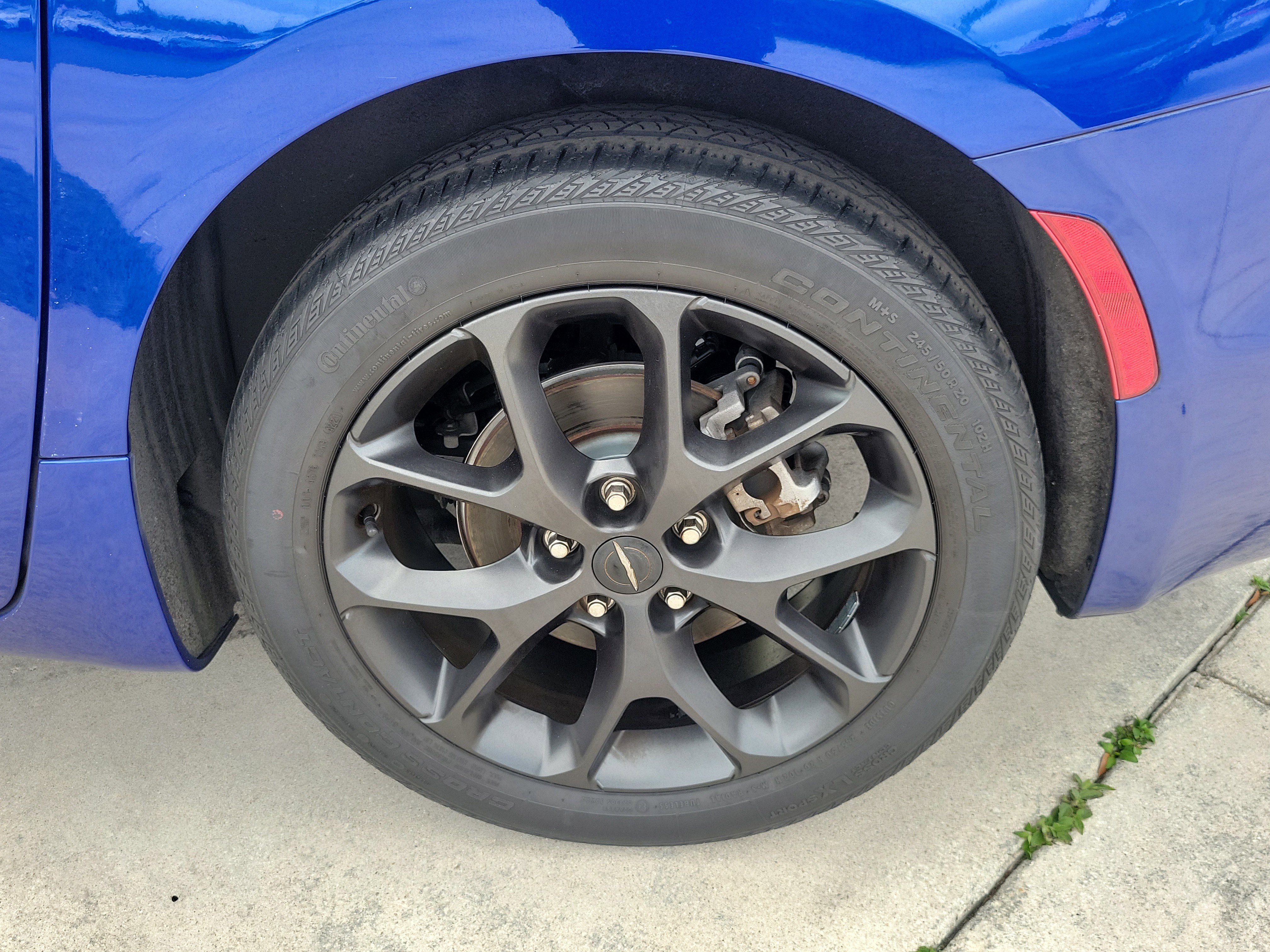 Used 2021 Chrysler Pacifica Touring-L w/ Uconnect Theater Family Group image 30