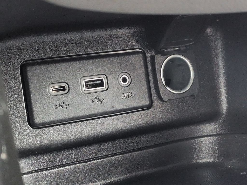Used 2020 Chevrolet Equinox LT AWD/4WD image 21