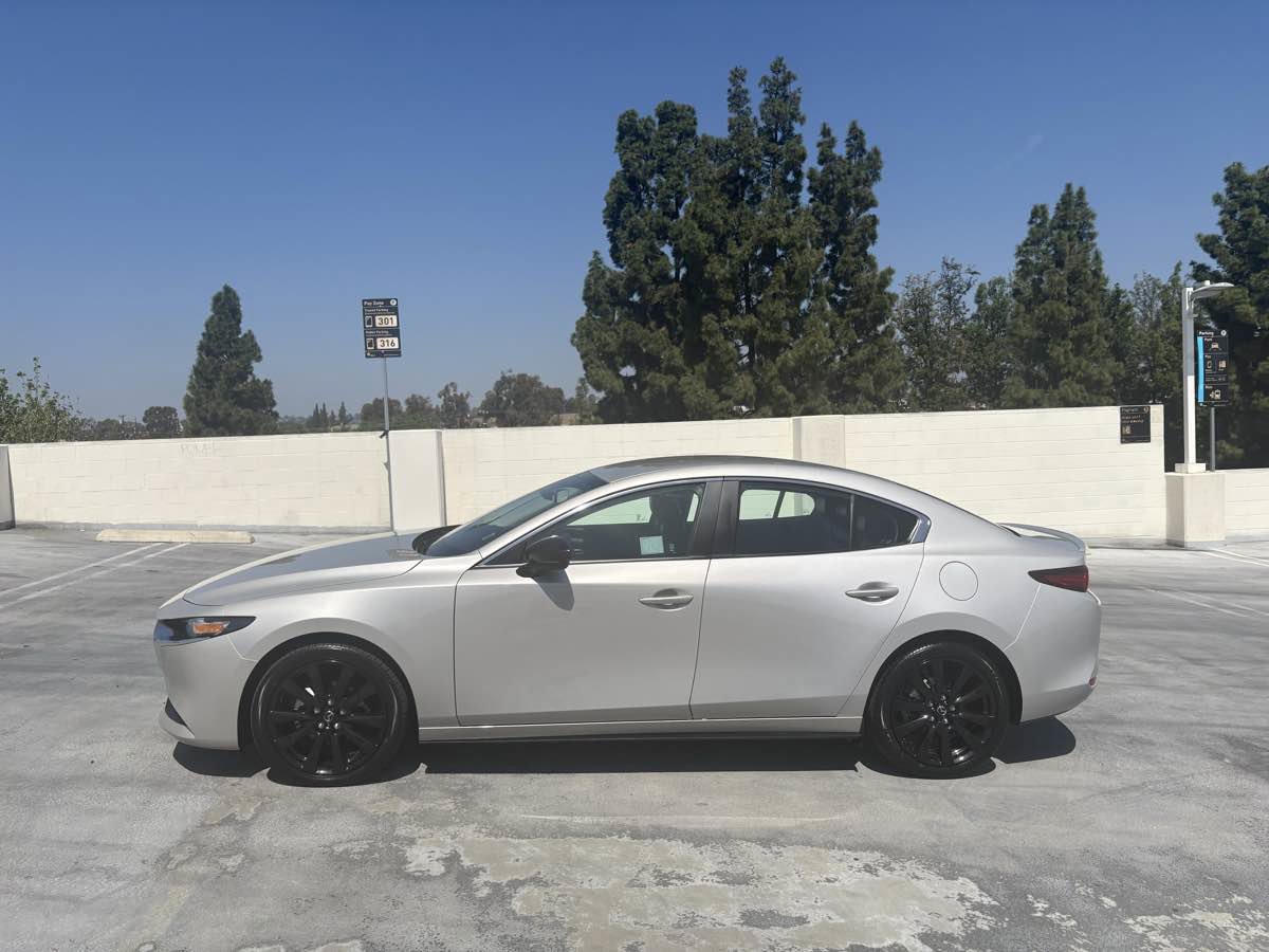 Used 2024 MAZDA MAZDA3 s image 7