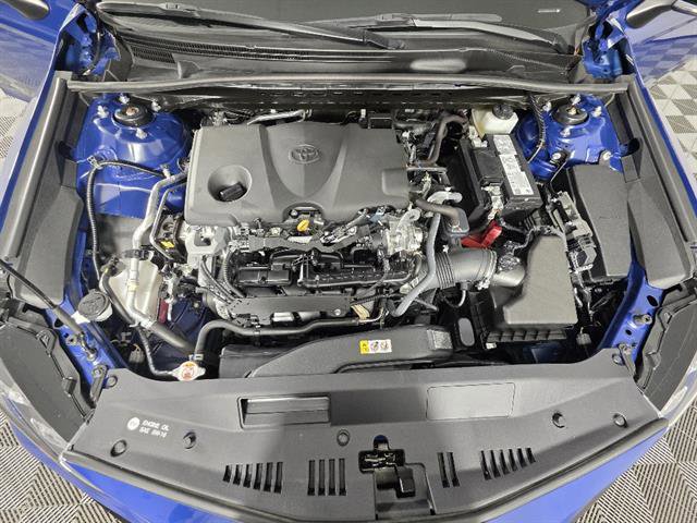 Used 2024 Toyota Camry SE AWD/4WD image 11