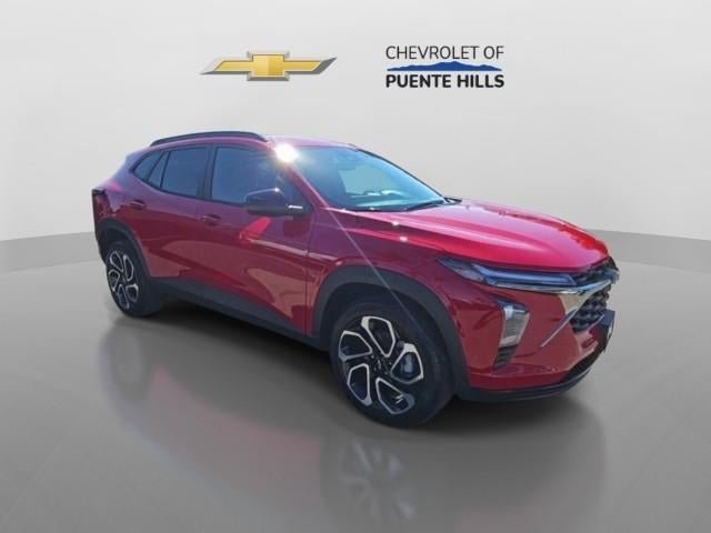 New 2026 Chevrolet Trax RS w/ Driver Confidence Package FWD image 2