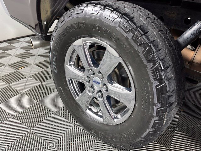 Used 2018 Ford F150 XLT w/ Equipment Group 302A Luxury AWD/4WD image 16