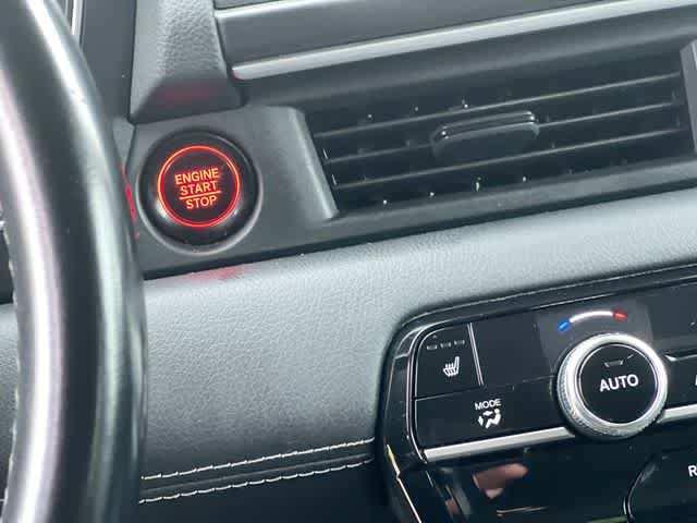 Certified 2025 Honda Pilot EX-L image 28