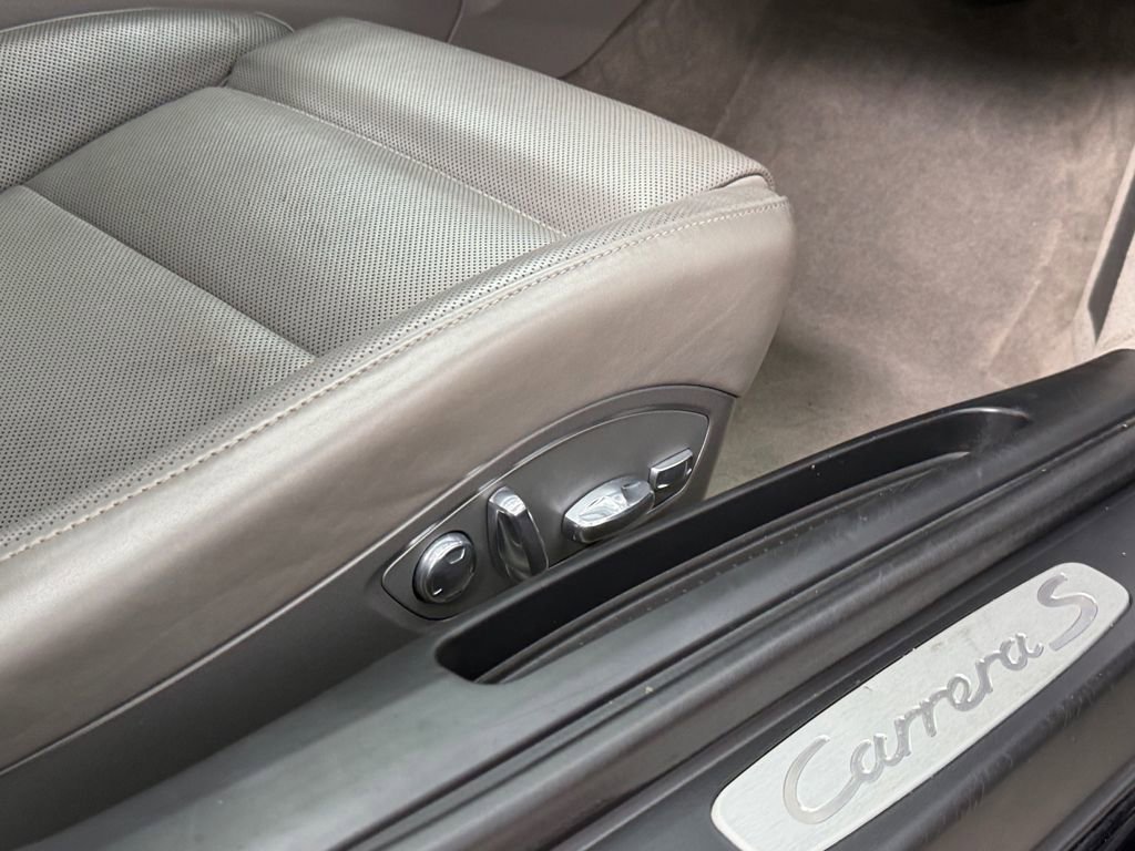 Used 2013 Porsche 911 Carrera S image 17