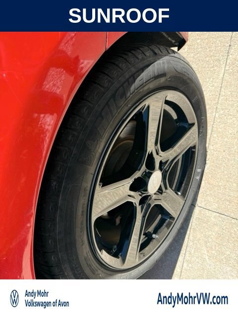 Used 2017 Chevrolet Camaro LT RWD image 10