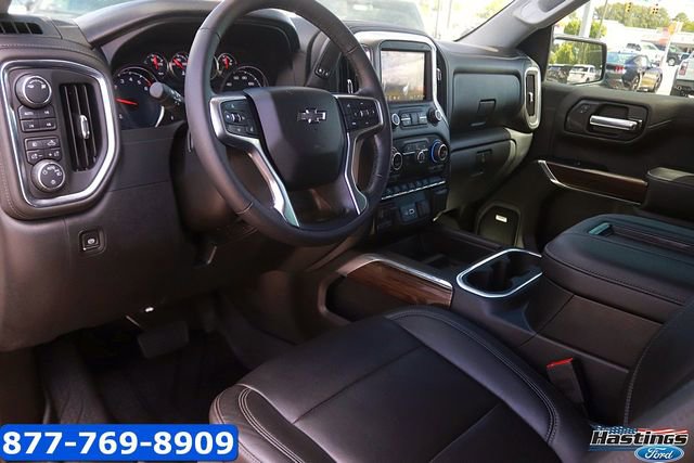 Used 2019 Chevrolet Silverado 1500 LT Trail Boss AWD/4WD image 15