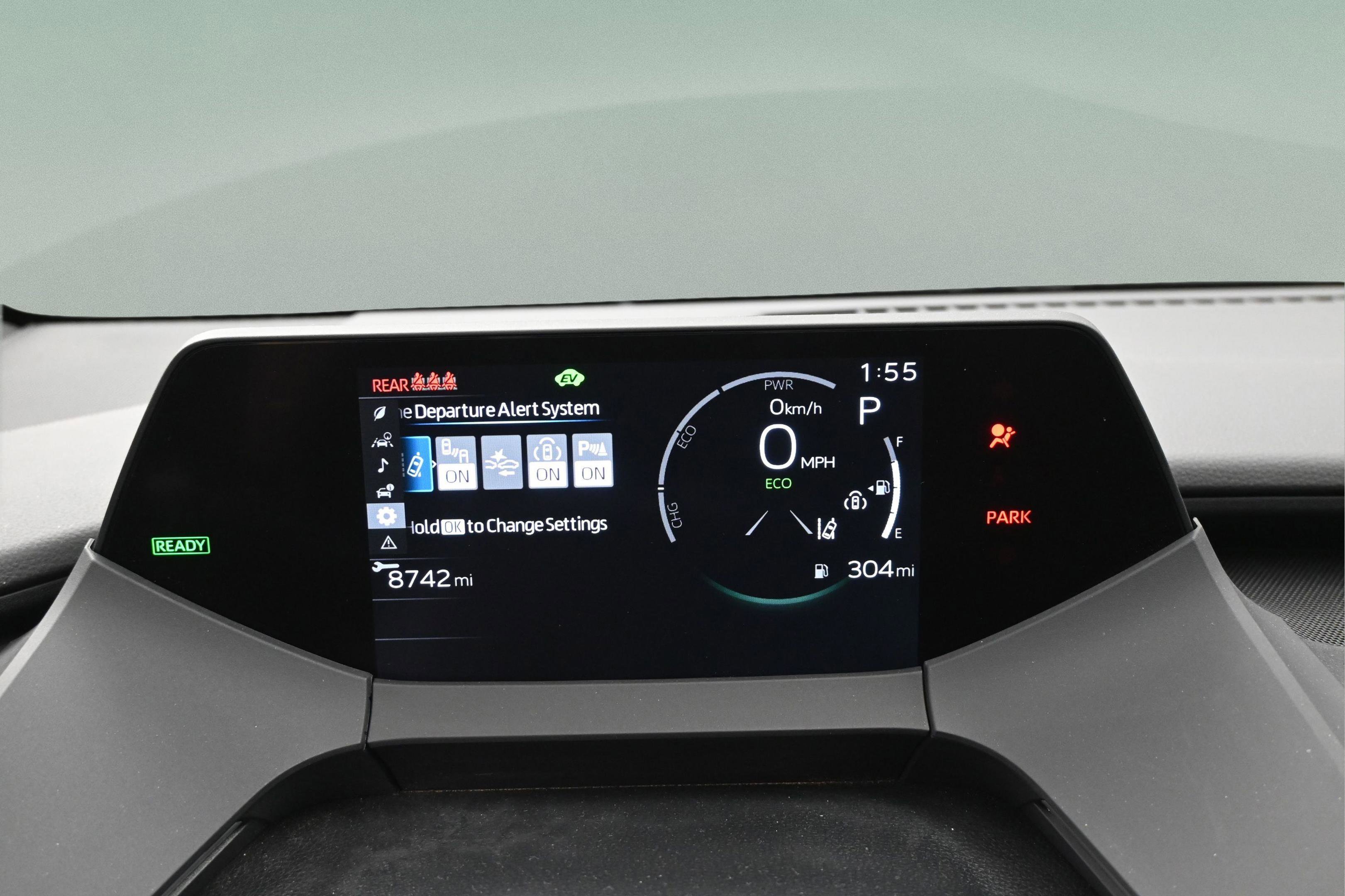 Used 2025 Toyota Prius XLE FWD image 27