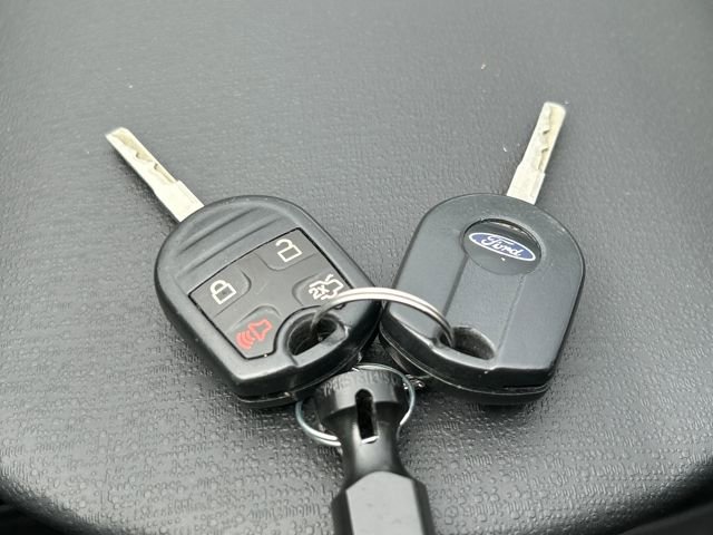 Used 2015 Ford Fiesta SE w/ Equipment Group 201A image 28