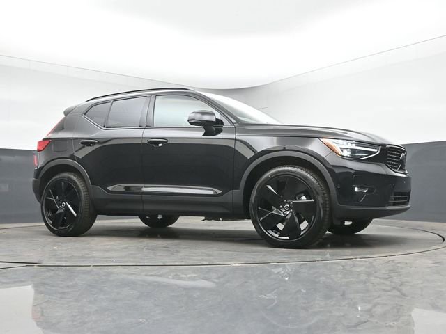 New 2026 Volvo XC40 B5 Ultra w/ Protection Package Premier AWD/4WD image 37