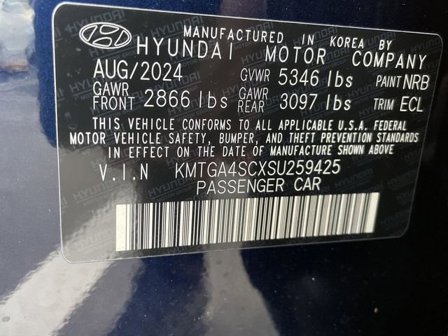 Used 2025 Genesis G80 2.5T image 33