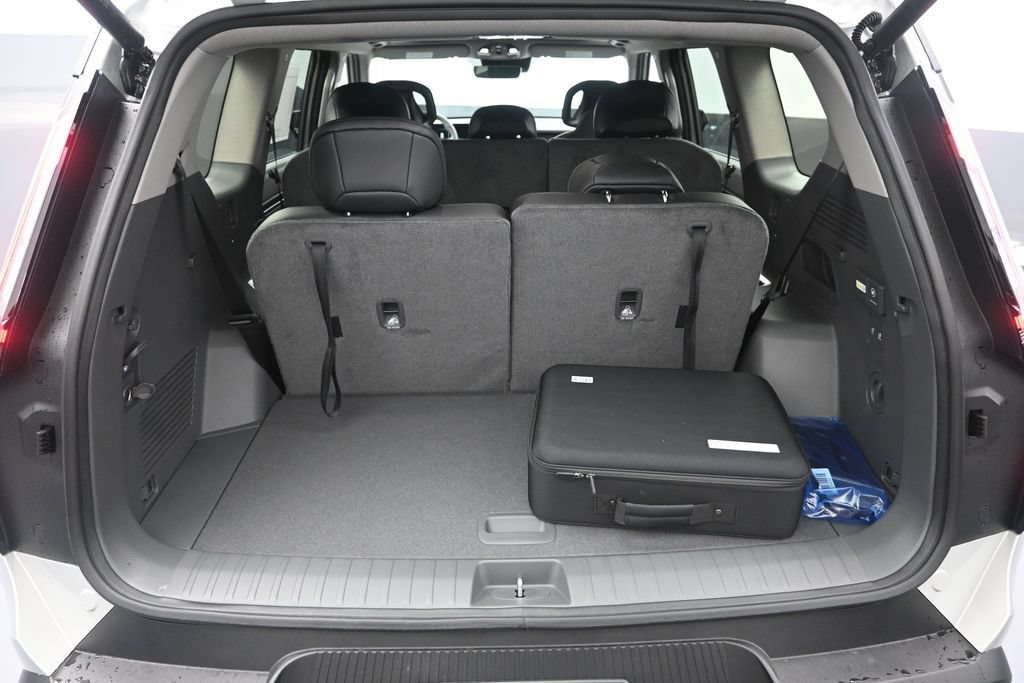 New 2026 Kia EV9 Wind AWD/4WD image 36