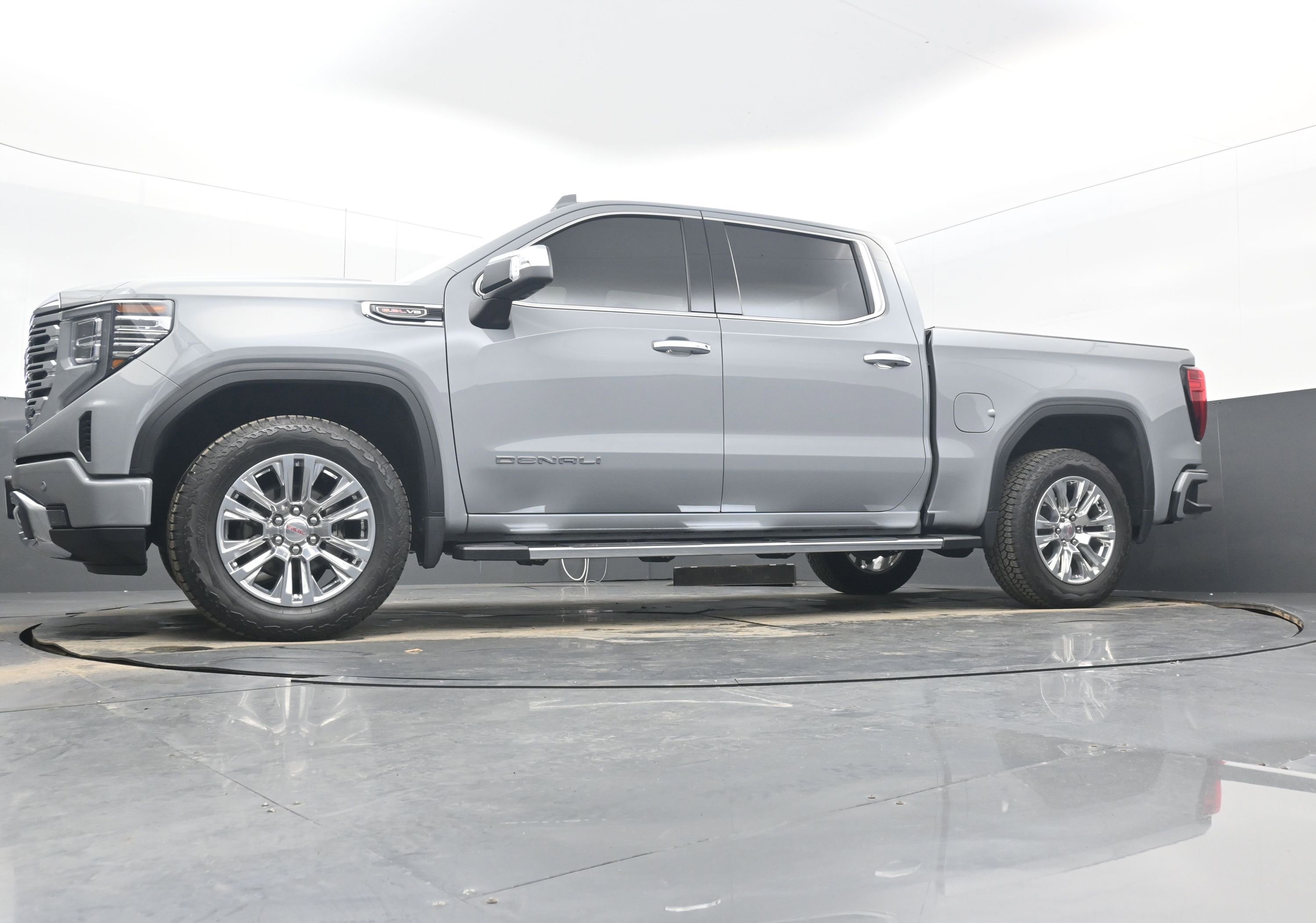 Certified 2025 GMC Sierra 1500 Denali w/ Technology Package image 25