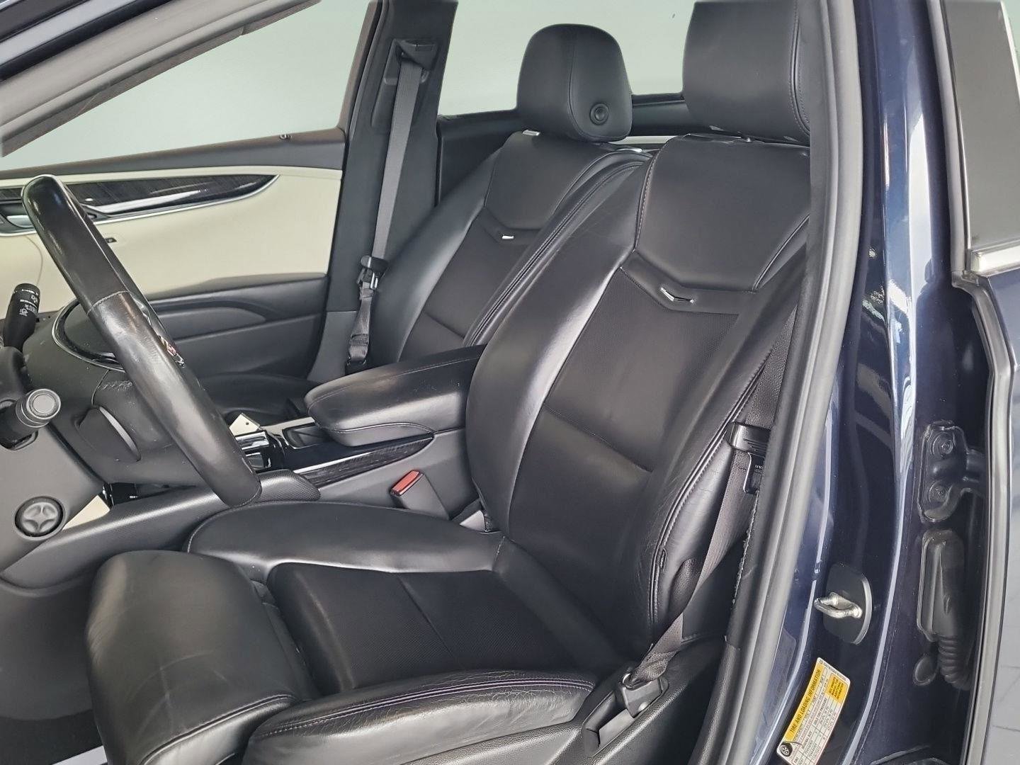 Used 2015 Cadillac XTS Platinum AWD/4WD image 9