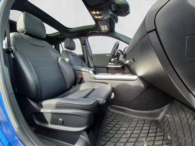 Certified 2025 Mercedes-Benz GLA 35 AMG 4MATIC image 22