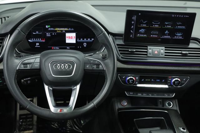 Used 2022 Audi SQ5 Prestige w/ Prestige Package image 12