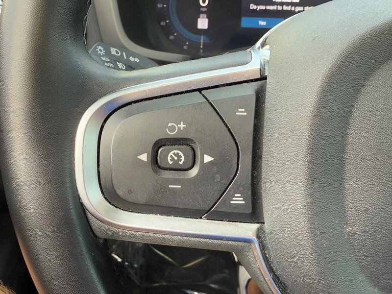 Certified 2024 Volvo S60 B5 Core image 18