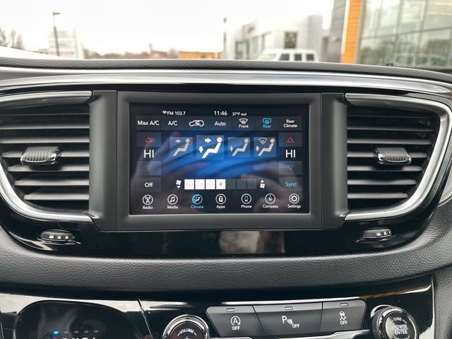 Used 2019 Chrysler Pacifica Touring Plus w/ S Appearance Package image 30