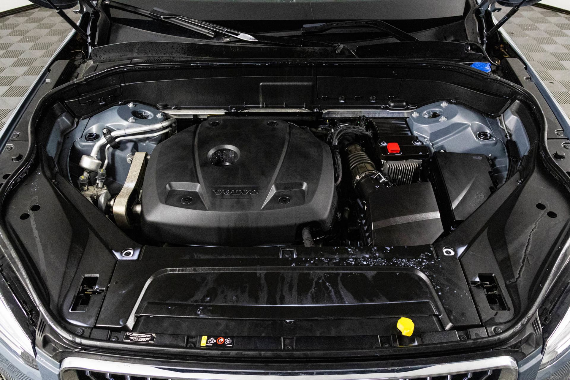 Used 2021 Volvo XC90 T6 Momentum w/ Protection Package image 49