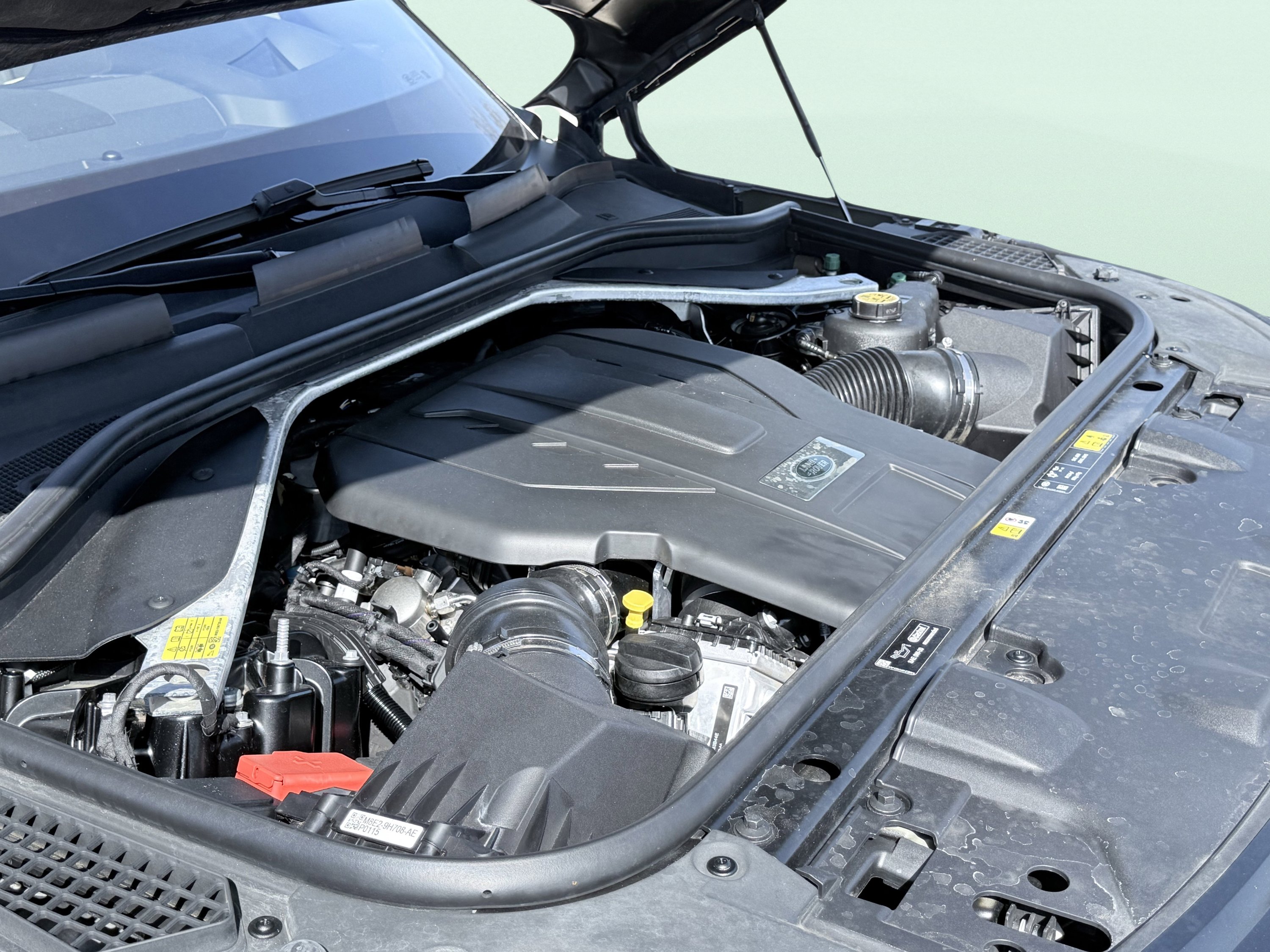 Used 2023 Land Rover Range Rover Long Wheelbase Autobiography image 26