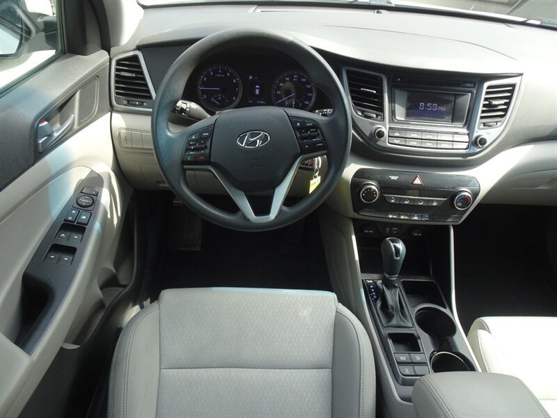 Used 2016 Hyundai Tucson SE w/ Option Group 02 AWD/4WD image 8