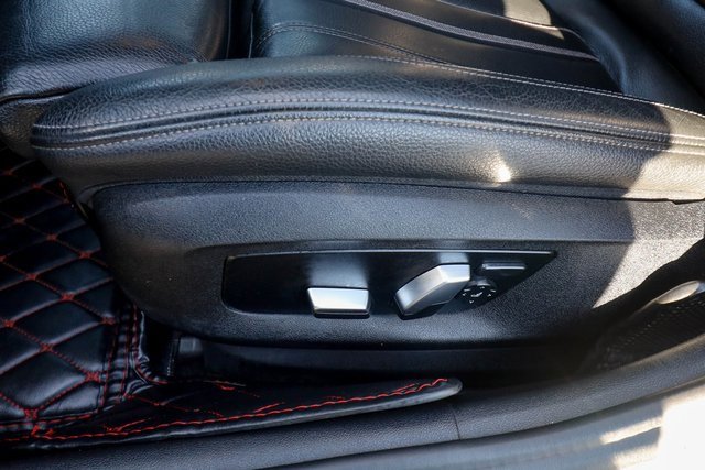 Used 2020 BMW 530i xDrive 530i xDrive w/ Convenience Package image 31