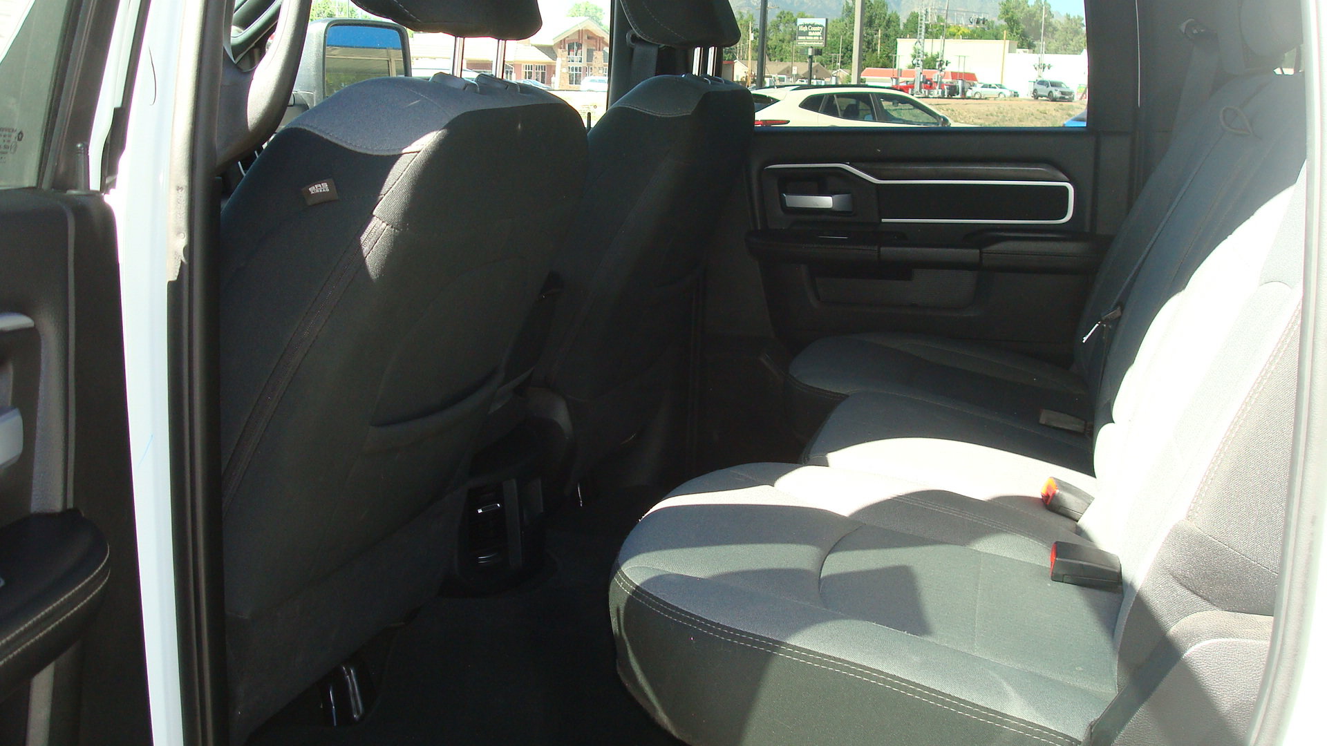 Used 2024 RAM 2500 Big Horn AWD/4WD image 7