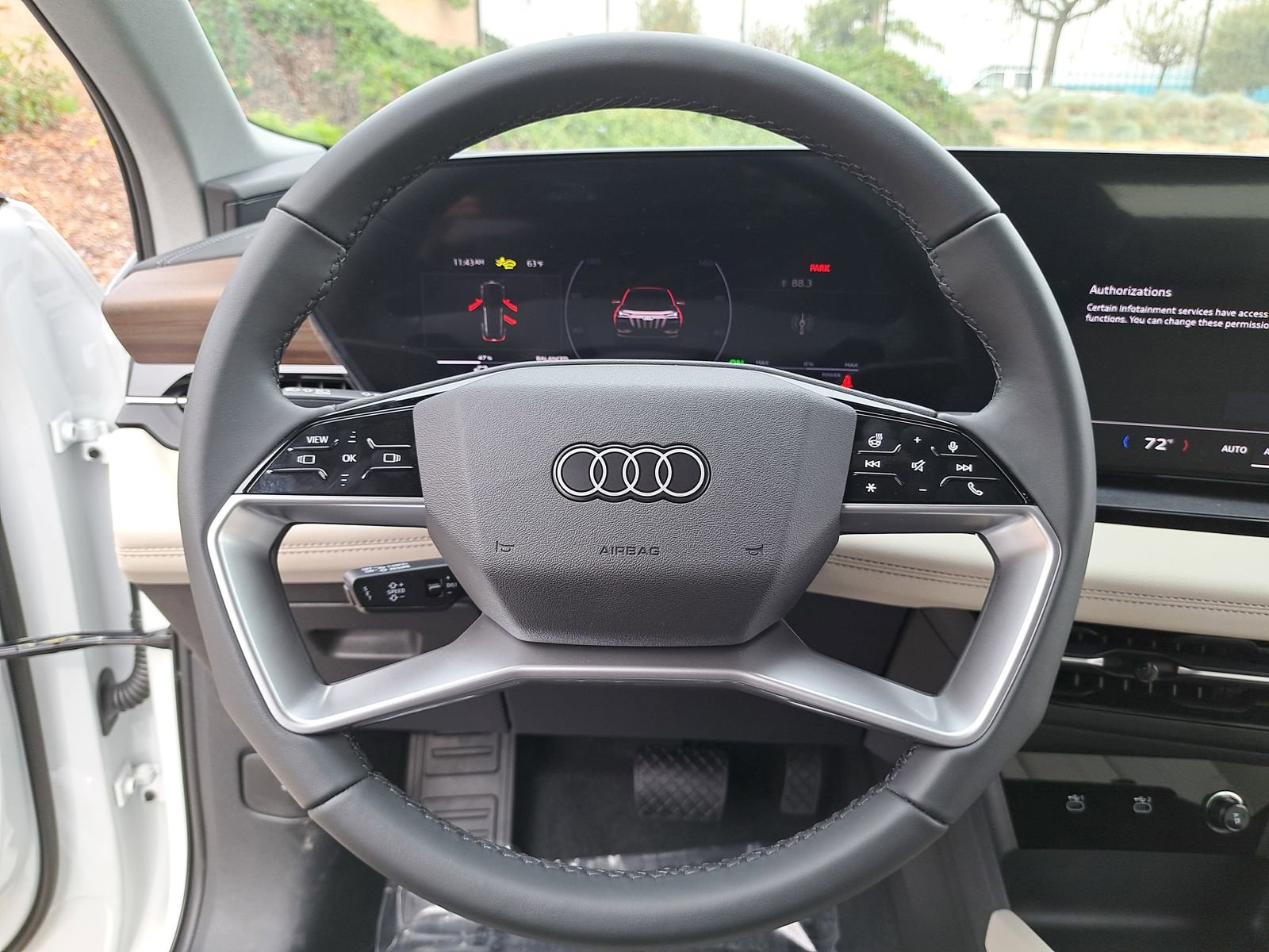 New 2025 Audi Q6 e-tron Premium image 18