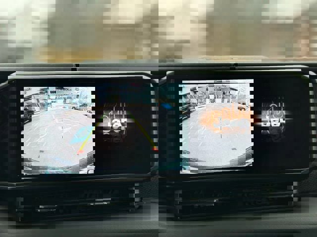 Used 2026 Jeep Wrangler Unlimited Rubicon image 17