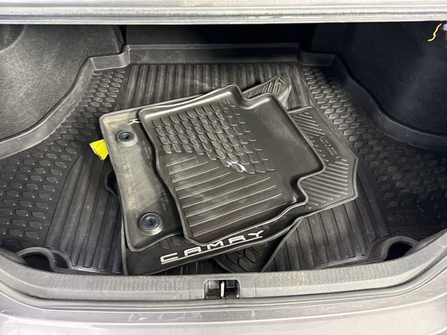 Used 2019 Toyota Camry XSE image 34