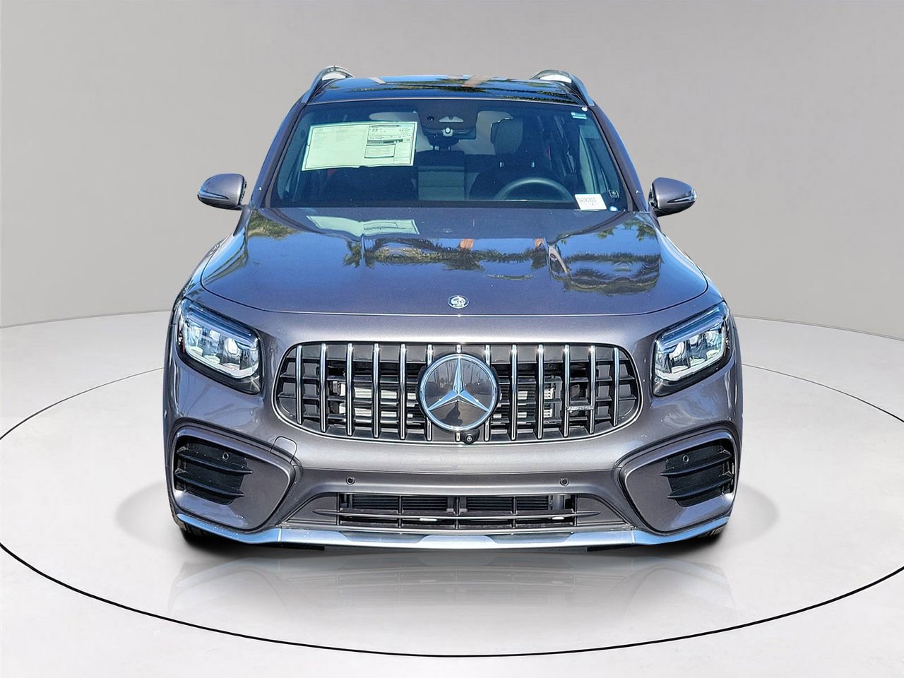 New 2025 Mercedes-Benz GLB 35 AMG 4MATIC image 2