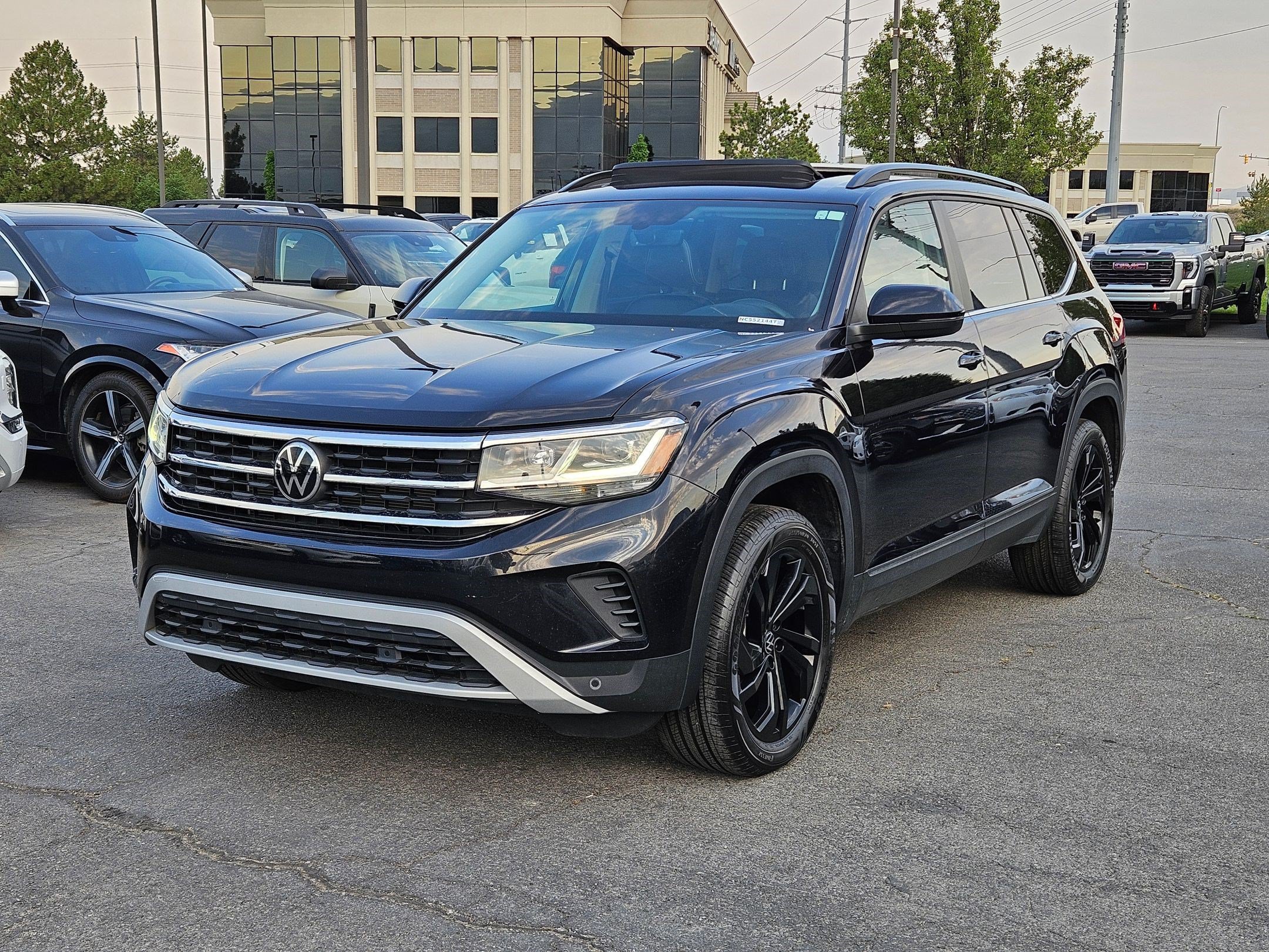 Used 2022 Volkswagen Atlas SE AWD/4WD image 10