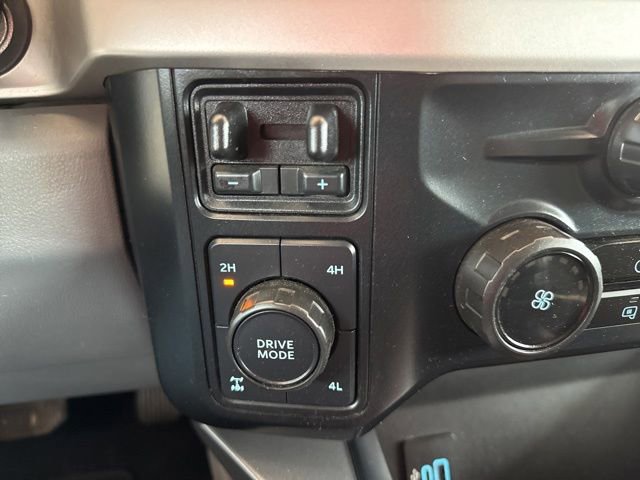 Used 2024 Ford F350 XLT w/ FX4 Off-Road Package AWD/4WD image 22