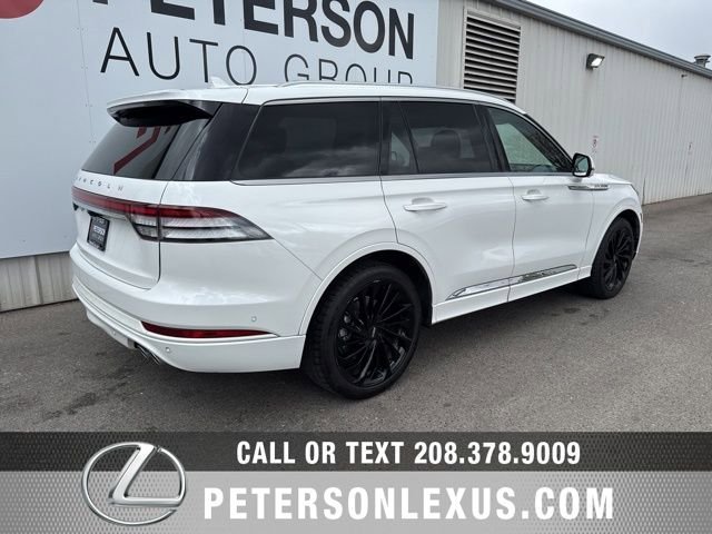 Used 2022 Lincoln Aviator Reserve w/ Equipment Group 201A AWD/4WD image 4