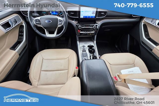 Used 2021 Ford Explorer Limited image 12