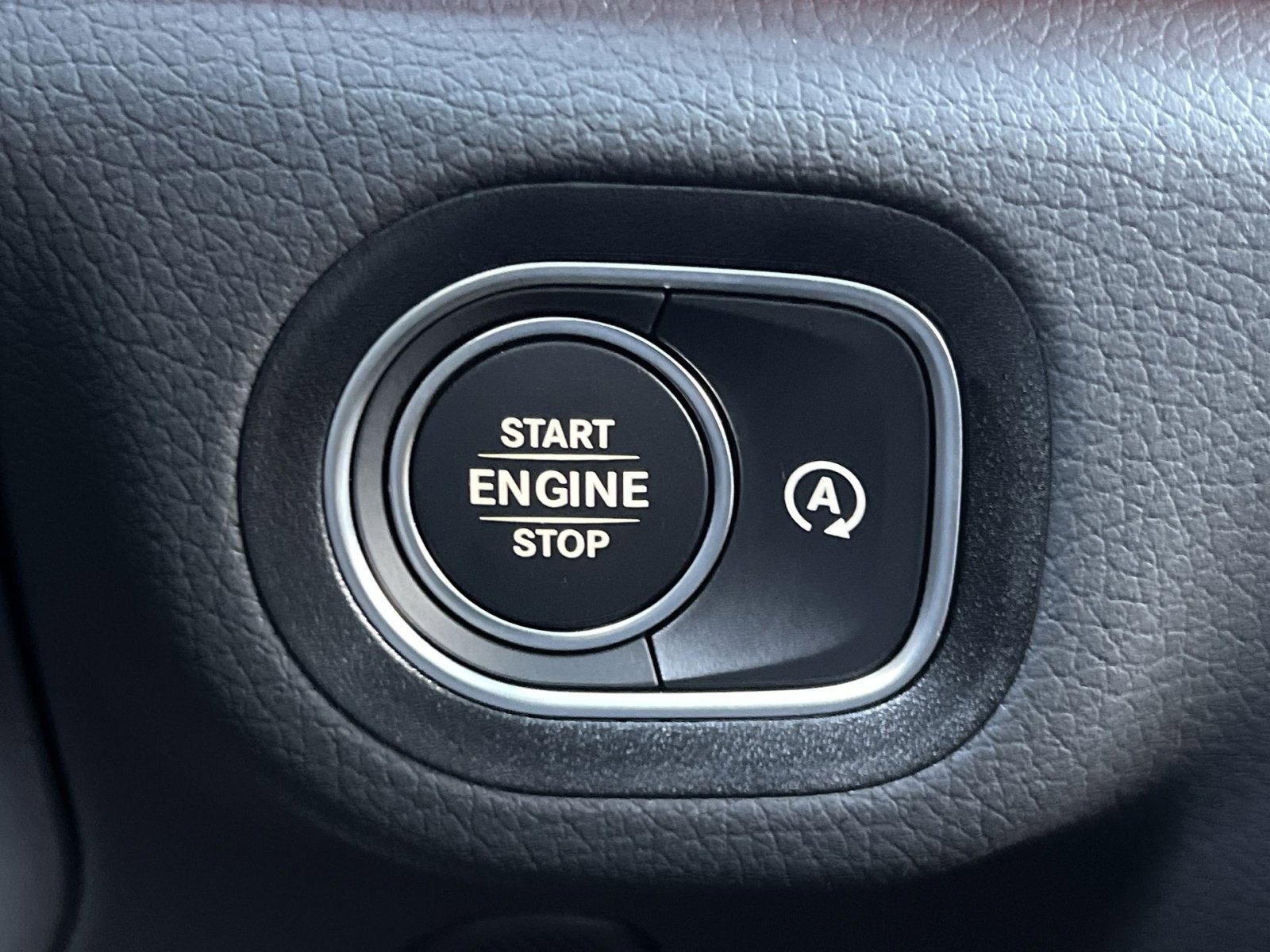 Certified 2026 Mercedes-Benz GLS 450 4MATIC image 33