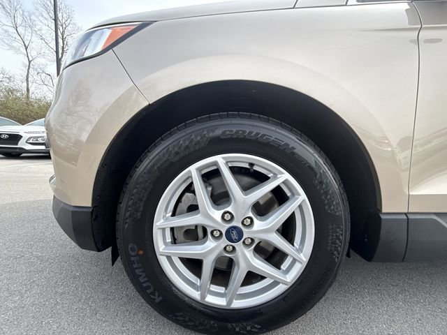 Used 2021 Ford Edge SEL w/ Convenience Package image 10