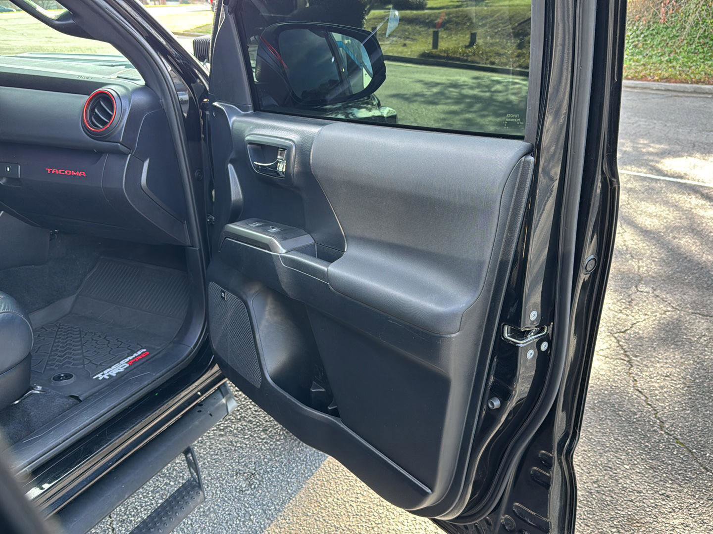 Used 2019 Toyota Tacoma TRD Pro image 13