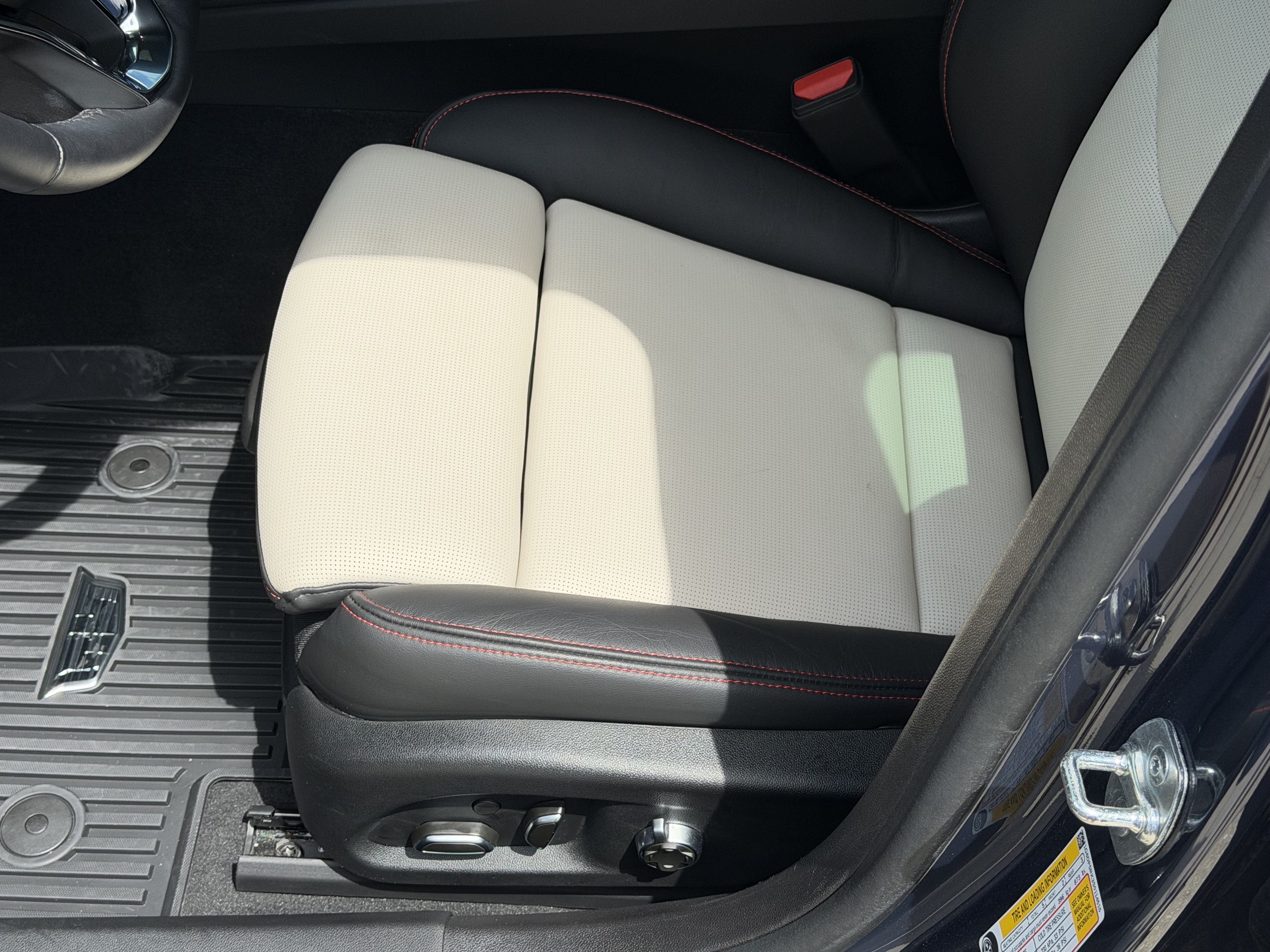 Certified 2025 Cadillac CT5 Sport w/ Technology Package RWD image 12