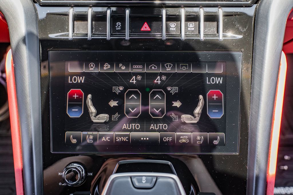 Used 2023 Lamborghini Urus S AWD/4WD image 29