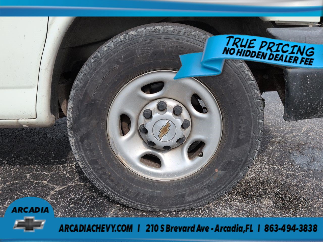 Used 2005 Chevrolet Express 2500 RWD image 11