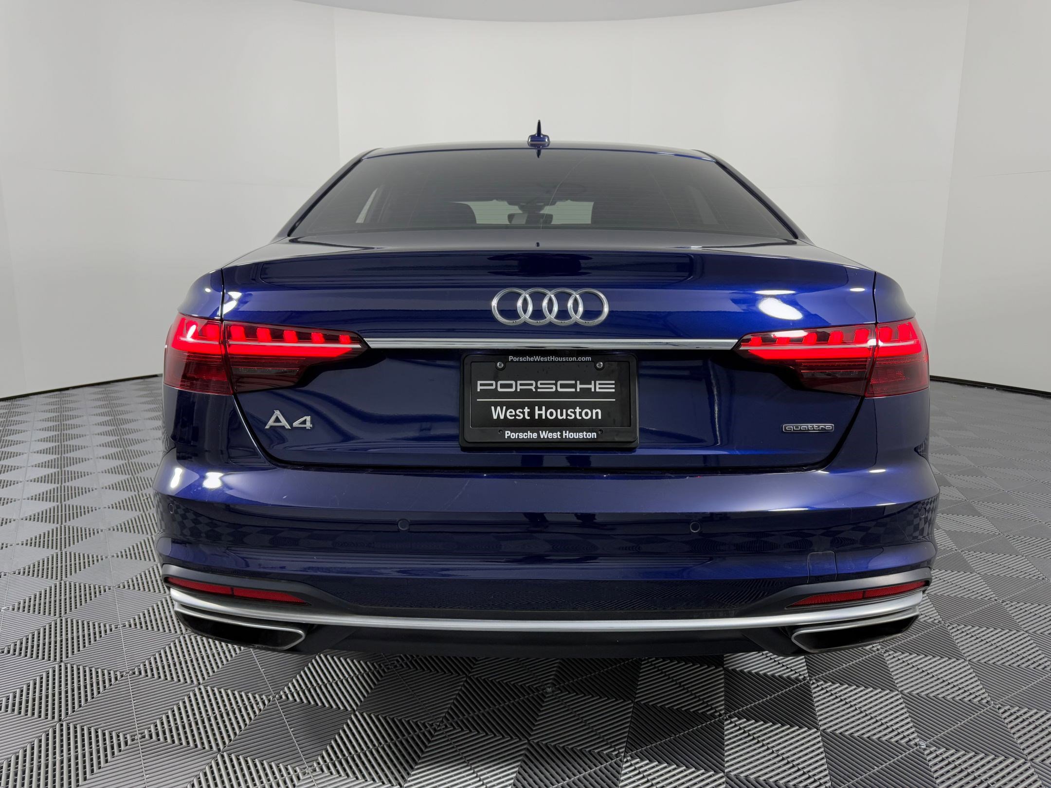 Used 2020 Audi A4 2.0T Premium Plus w/ Premium Plus Package image 10