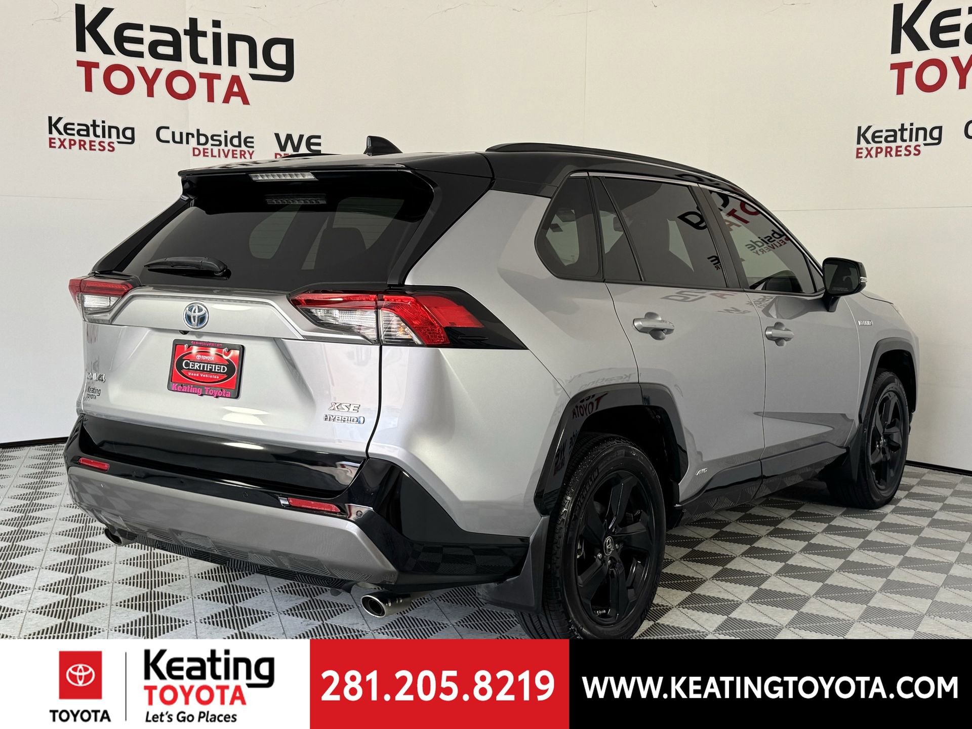 Used 2019 Toyota RAV4 XSE AWD/4WD image 5