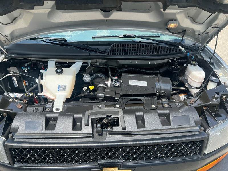 Used 2020 Chevrolet Express 3500 LS RWD image 13