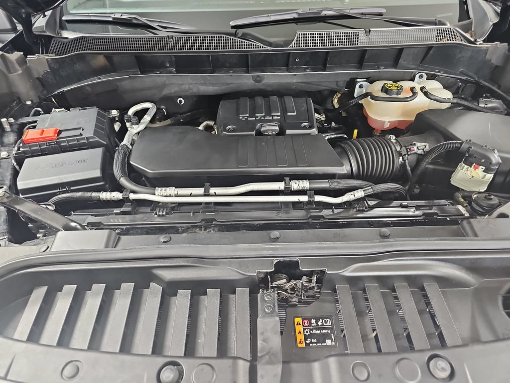 Certified 2024 Chevrolet Silverado 1500 LT AWD/4WD image 35