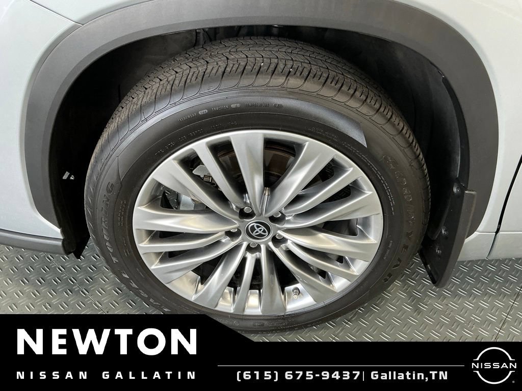 Used 2023 Toyota Highlander Platinum AWD/4WD image 59
