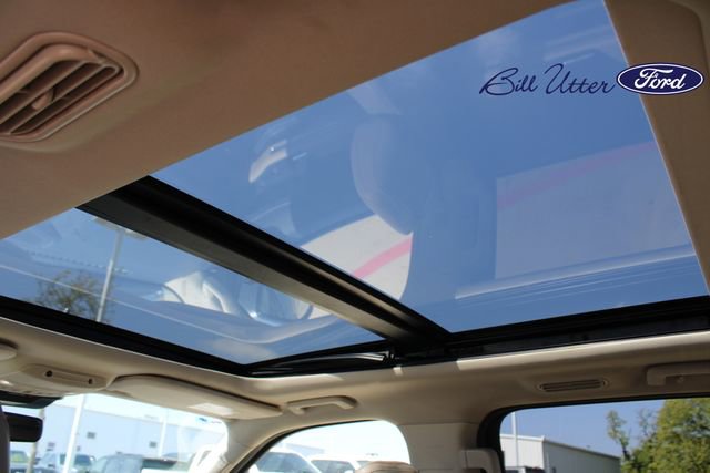 Used 2024 Ford Expedition Limited image 17