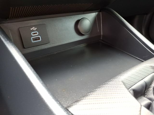 Certified 2024 Ford Mustang Coupe RWD image 23