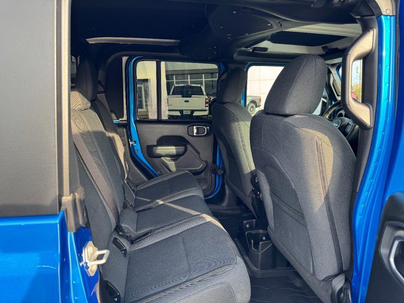 Used 2024 Jeep Gladiator Sport image 10