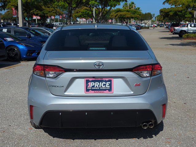 Used 2024 Toyota Corolla SE FWD image 6